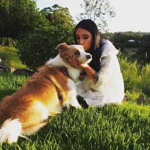 Meet your Posher, Violet